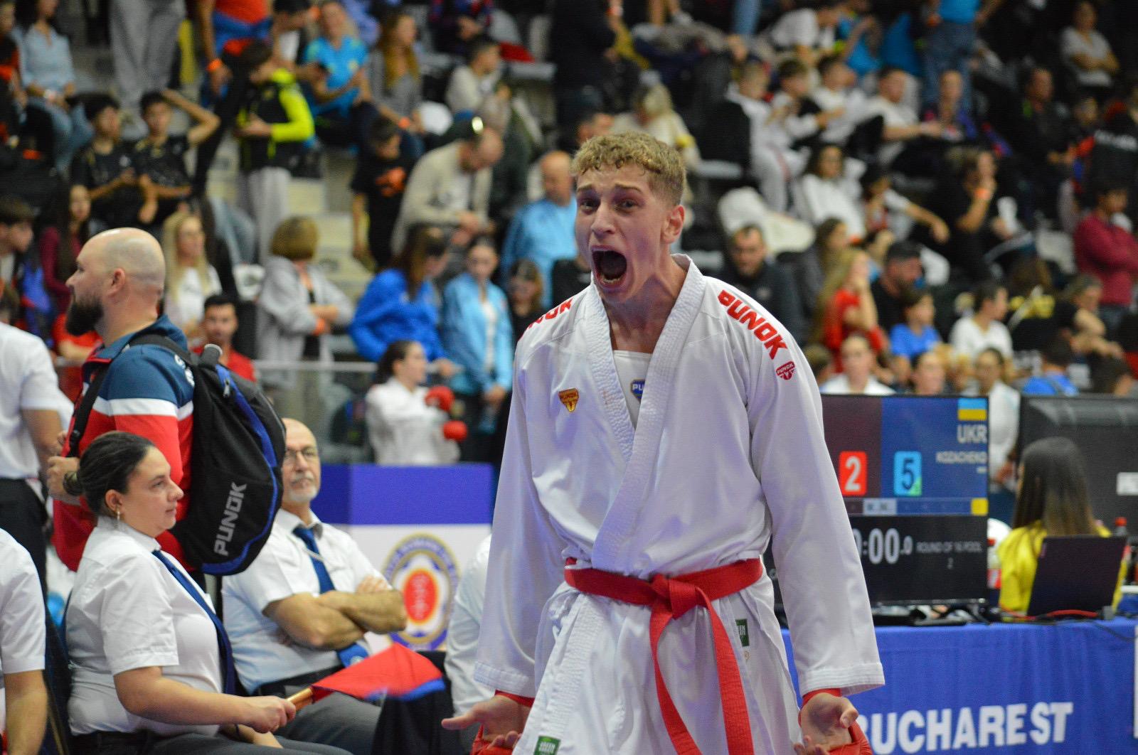 Ionuț Lapusca - C5BF8B49-529D-4168-A27F-E1D22204508C.jpeg